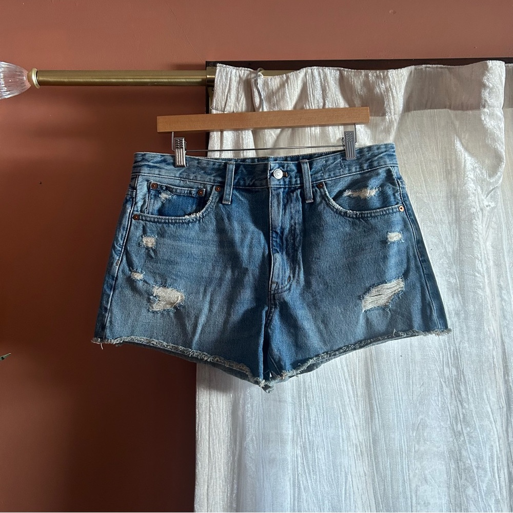 Madewell Relaxed Denim Cut Off Jean Shorts Distressed Ripped NEW Size 30 (US 10)